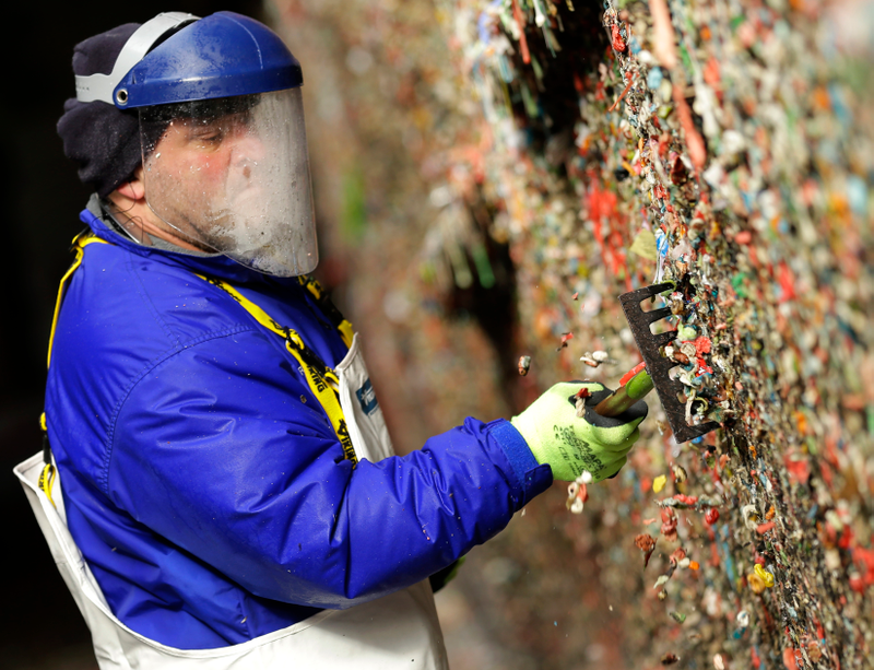 Illustration for article titled Seattle's Famous Gum Wall Is Being Scrubbed Away to Bare Brick
